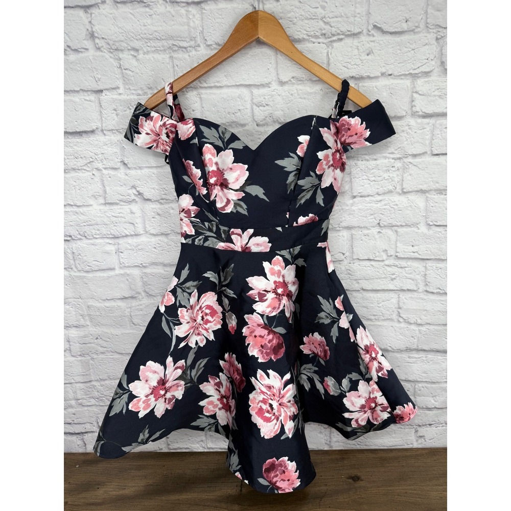 Windsor Off The Shoulder Floral Retro Feminine Dress Navy 80's style Women's 1/2 - Picture 2 of 13